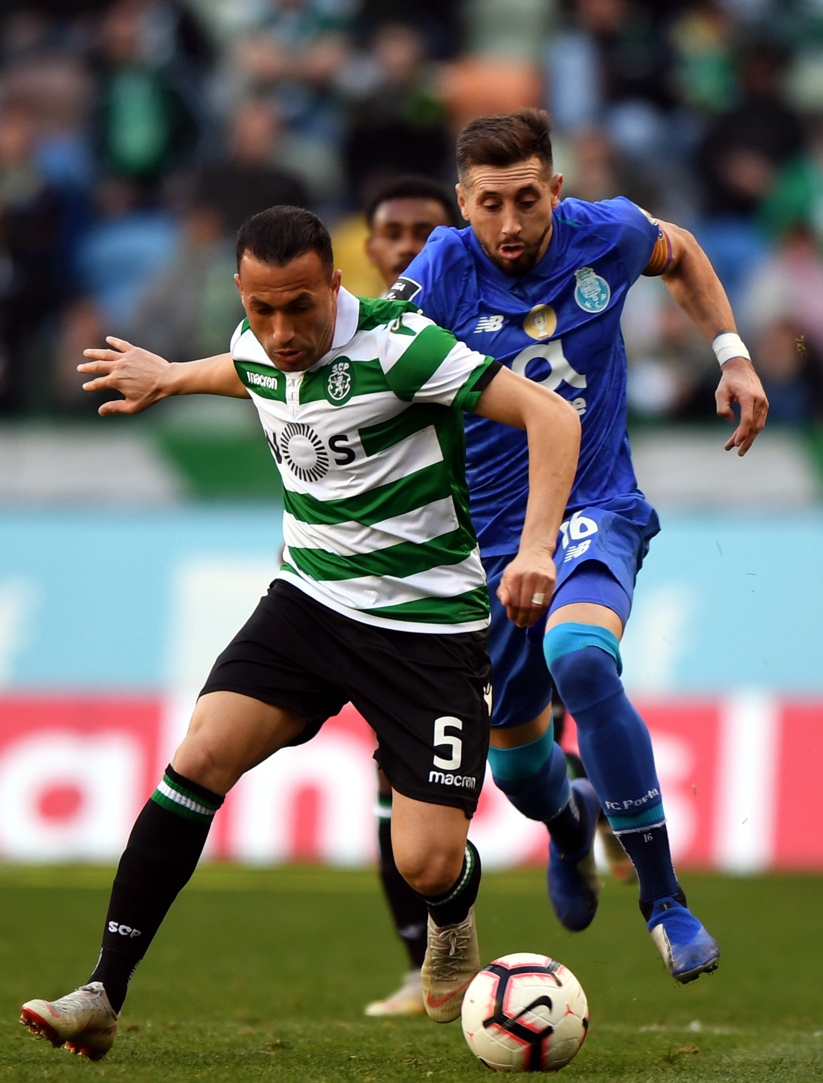 平博体育sport包含今夜新疆广汇刷新队史纪录：葡超节点到来，目标明确，年轻球员得到机会的词条