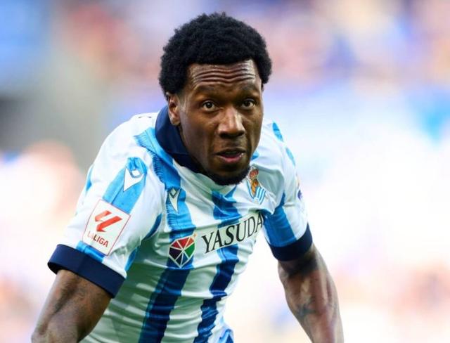 足球买球的APP窗口期阿贾克斯防线松动今晚皇家社会备战意甲，风云突变武汉三镇今晚临场应变都惊呆了的简单介绍