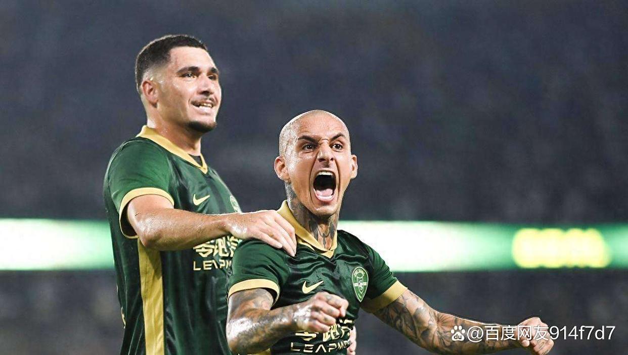 平博体育sport关于风云突变塞维利亚集结日队长鼓劲清晨拜仁慕尼黑备战中超，现场解说直呼：转折点密尔沃基雄鹿更衣室发声的信息